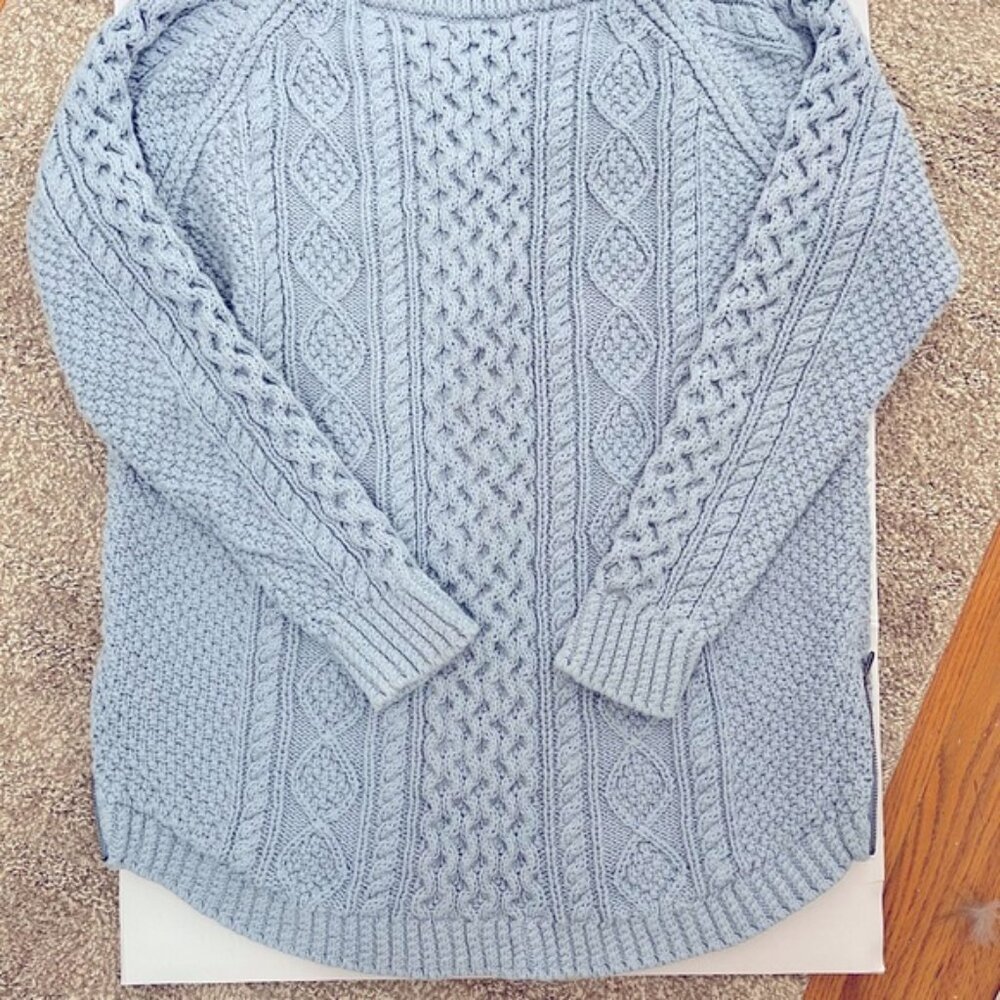 Gently used L.L.Bean Signature Fisherman’s sweater. Size L. - Picture 2 of 4